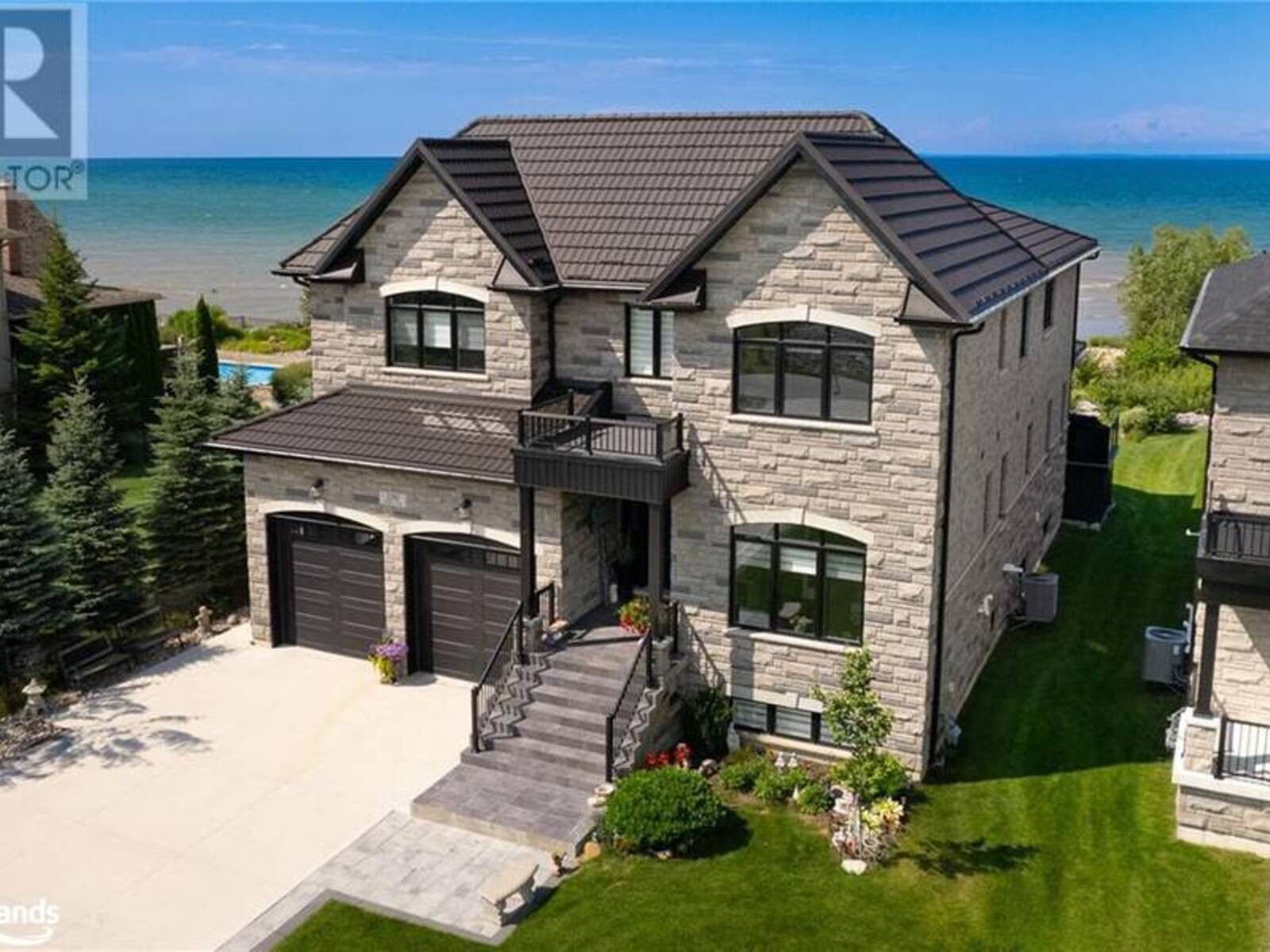 2292 SHORE Lane, Wasaga Beach, Ontario L9Z 2X6