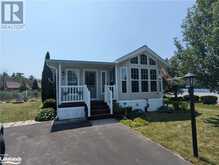 6 HURON Circle | Wasaga Beach Ontario | Slide Image One