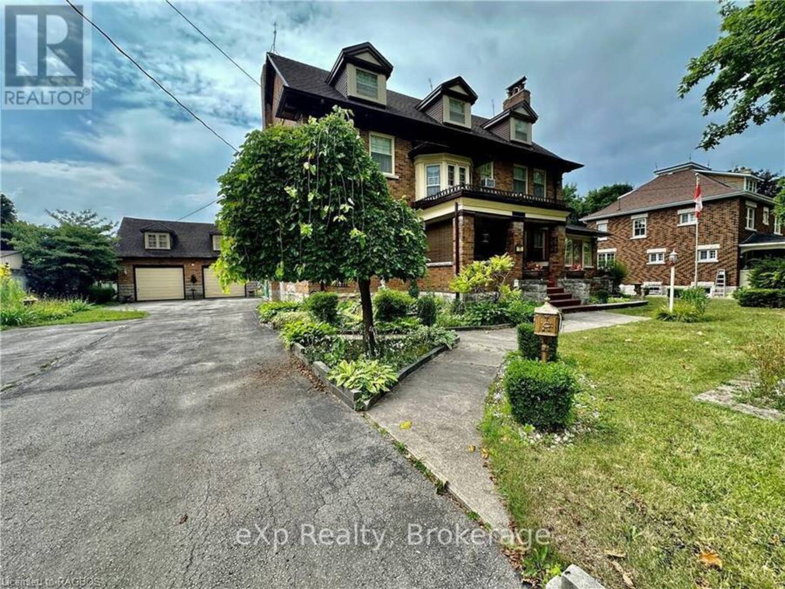 75 10TH STREET, Hanover, Ontario N4N 1M9