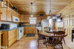 44 CABIN CRESCENT | Wasaga Beach Ontario | Slide Image Nine