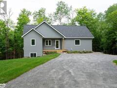 24 COLLINS Court Utterson Ontario, P0B 1M0