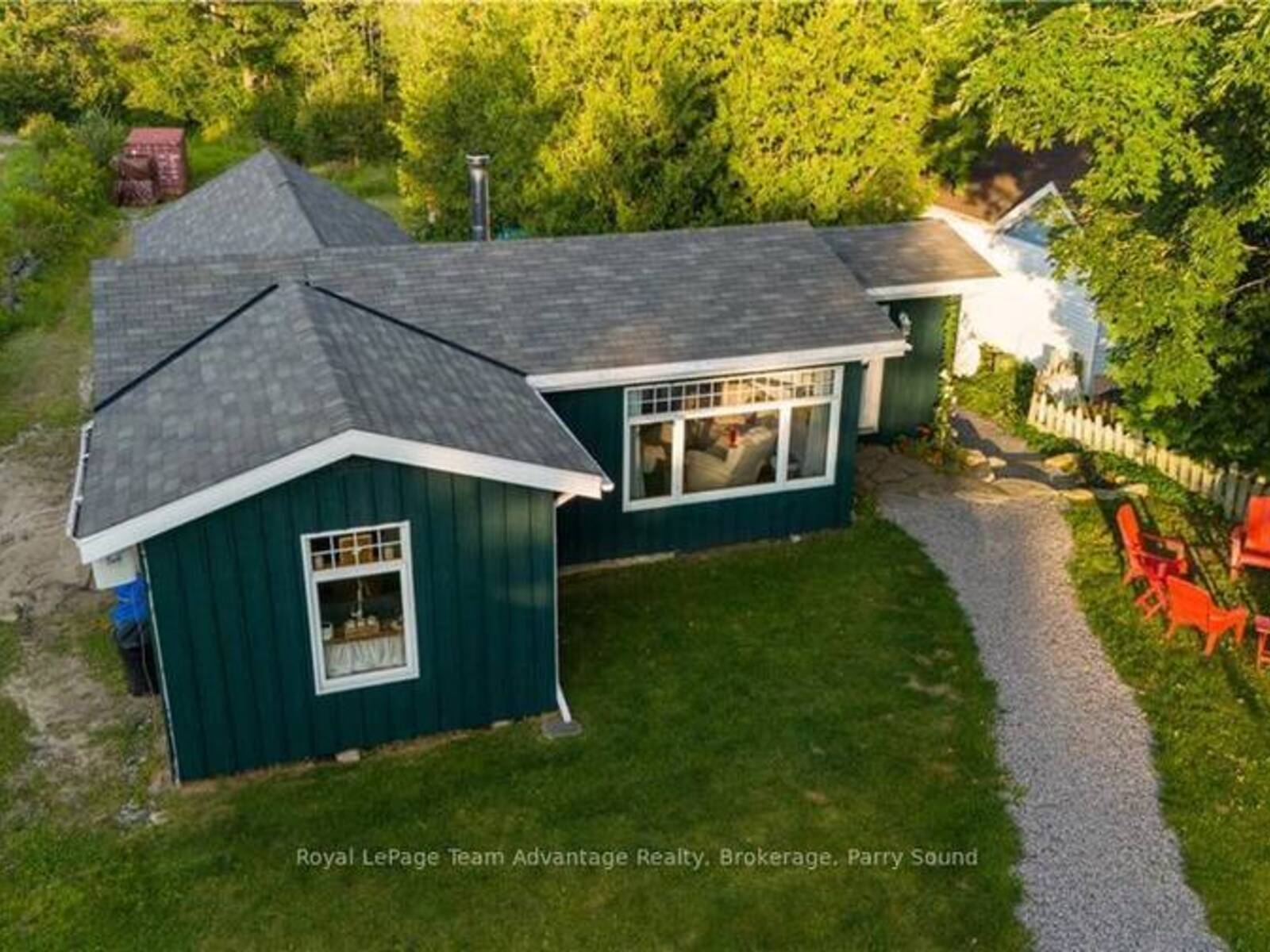 296 HIGH ST, Georgian Bay, Ontario P0C 1H0