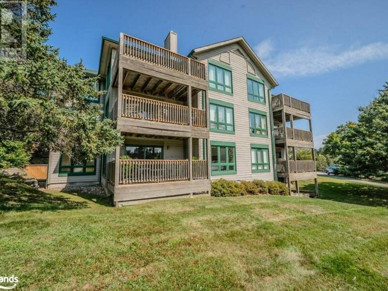 33 DEERHURST GREENS Drive Unit# 105, Huntsville, Ontario P1H 2J4