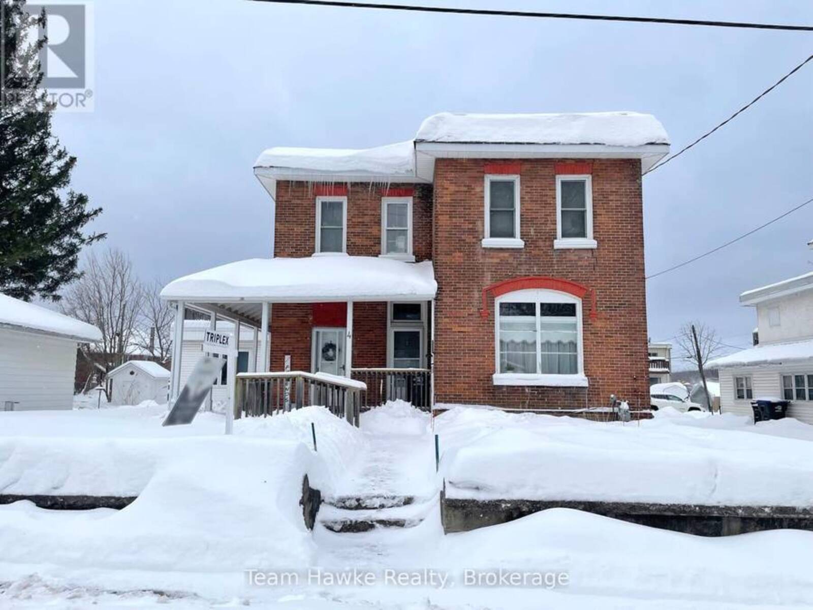 4 MARIA STREET, Penetanguishene, Ontario L9M 1L6