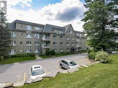 31 DAIRY Lane Unit# 401 Huntsville Ontario, P1H 1L7