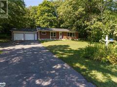 5 FAIRLAWN BOULEVARD Bracebridge Ontario, P1L 1L5