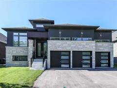 370 RAMBLEWOOD Drive Wasaga Beach Ontario, L9Z 0L5