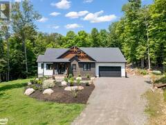 6 BOULDER Court Huntsville Ontario, P1H 2N5