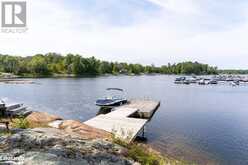 2 ISLAND 860 | Honey Harbour Ontario | Slide Image Thirty