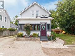 47 MARKET Street Collingwood Ontario, L9Y 3M5