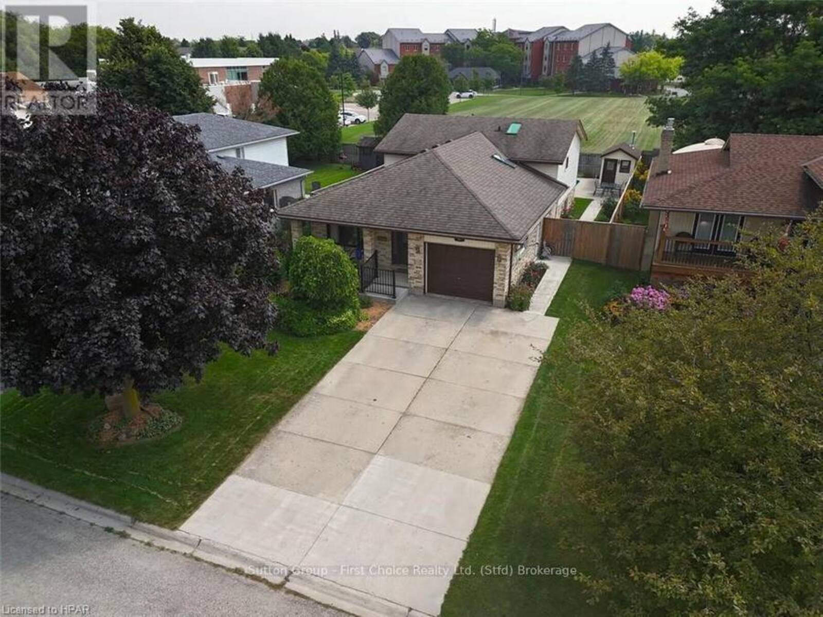 91 NORWOOD COURT, Stratford, Ontario N5A 7R8