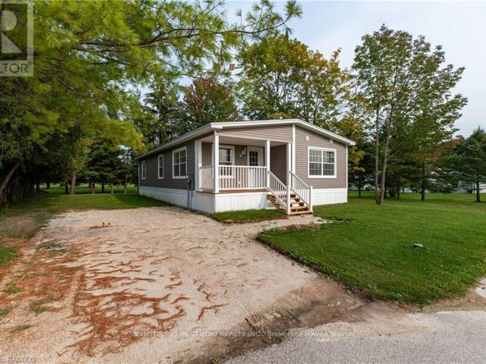 66 SUSSEX SQUARE, Georgian Bluffs, Ontario N0H 1G0