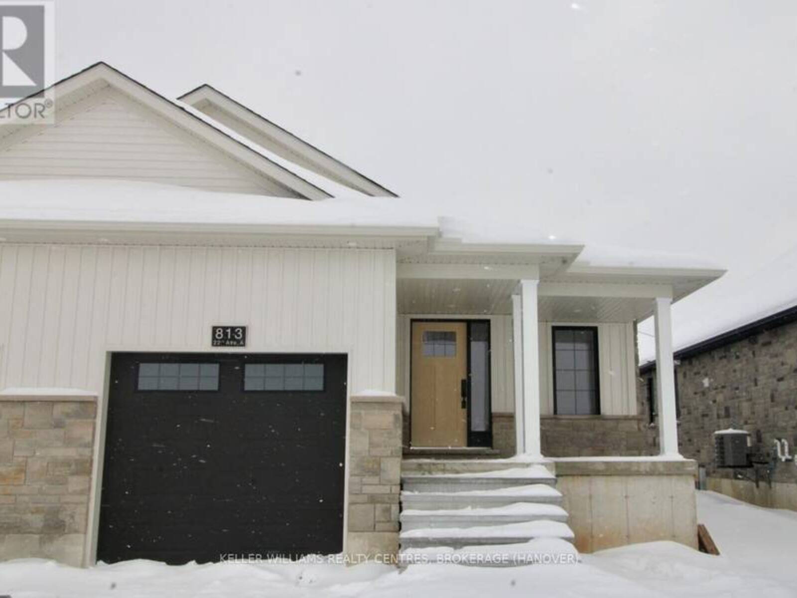 813 22ND AVENUE A, Hanover, Ontario N4N 0C5