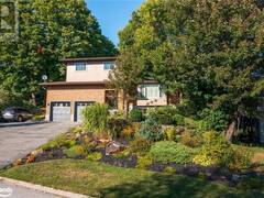 40 GLENWOOD Drive Huntsville Ontario, P1H 1B6