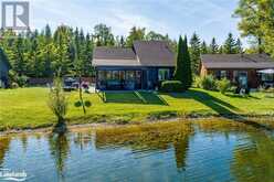 23 CABIN Crescent | Wasaga Beach Ontario | Slide Image Two