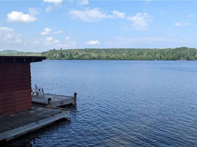 1071 WOLF BAY Road Lake of Bays Ontario, P1H 2J6