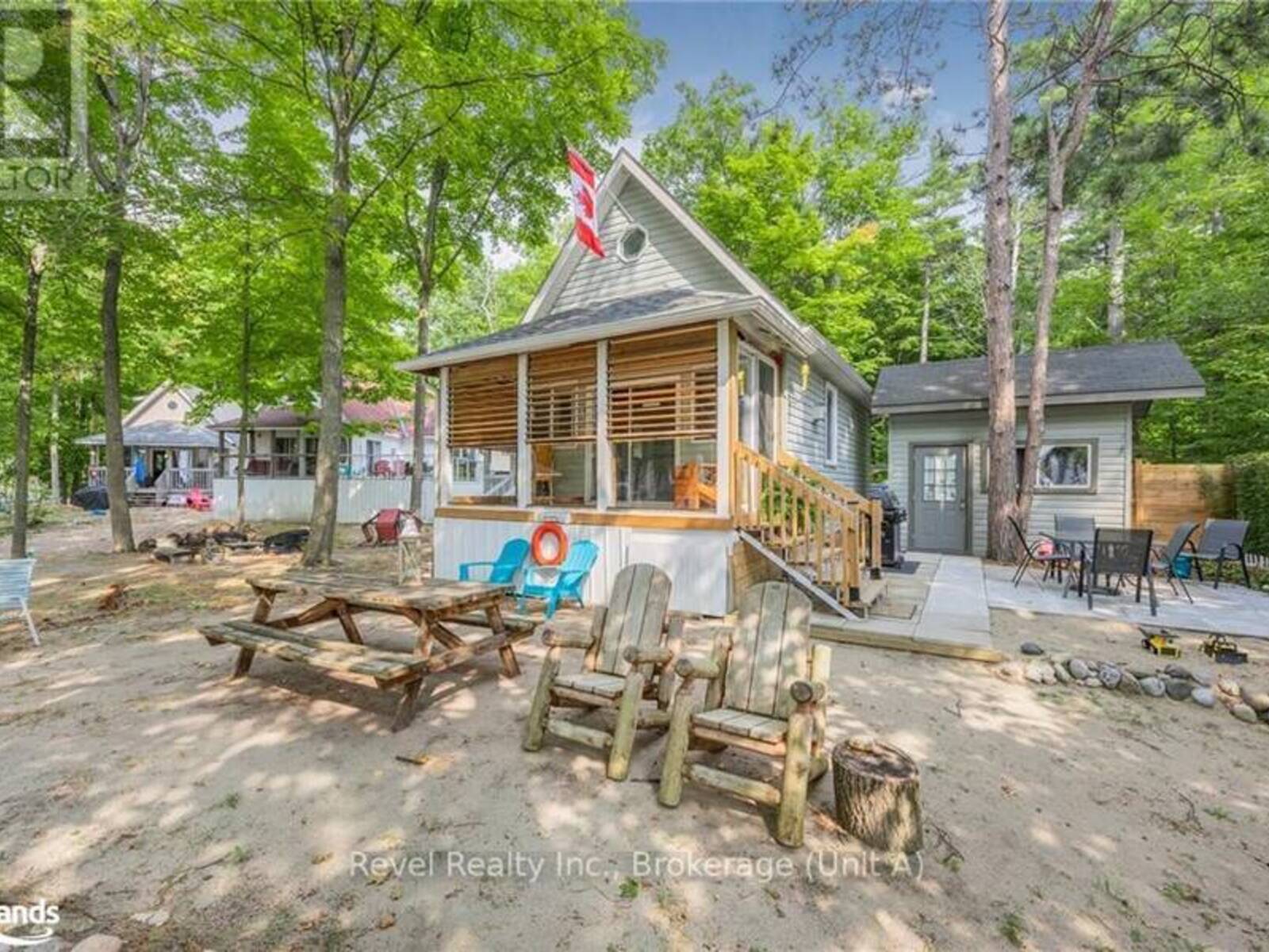 8 - 739 15 W, Tiny, Ontario L9M 0H7