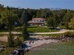 122 COTTAGE LN Georgian Bluffs Ontario, N4K 5N4