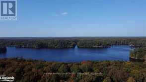 4 STONE GATE LANE | Bracebridge Ontario | Slide Image Eight