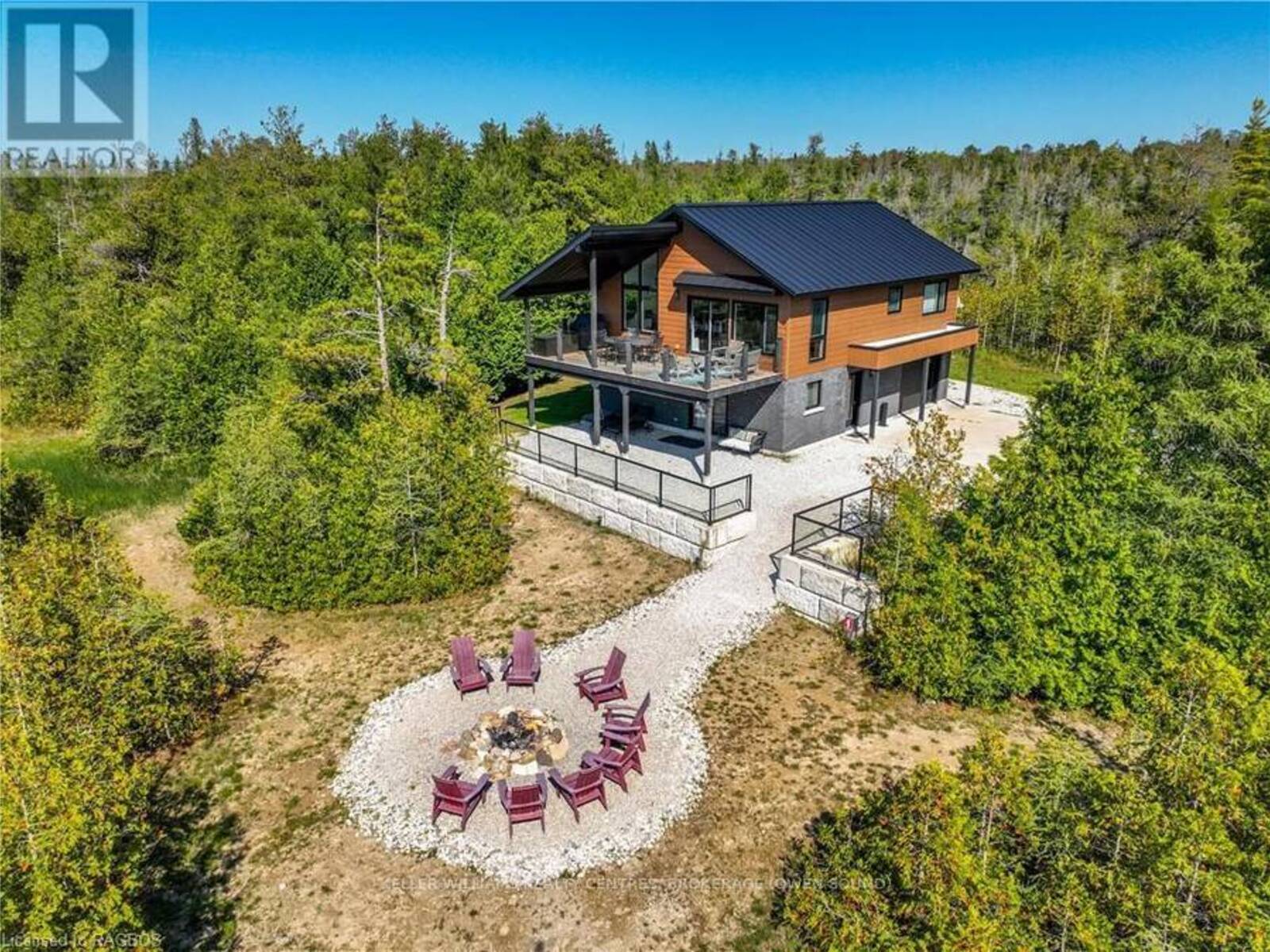 535 BAY STREET, Georgian Bluffs, Ontario N0H 2T0