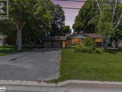 1002 HUGEL Avenue Midland Ontario, L4R 1Y1