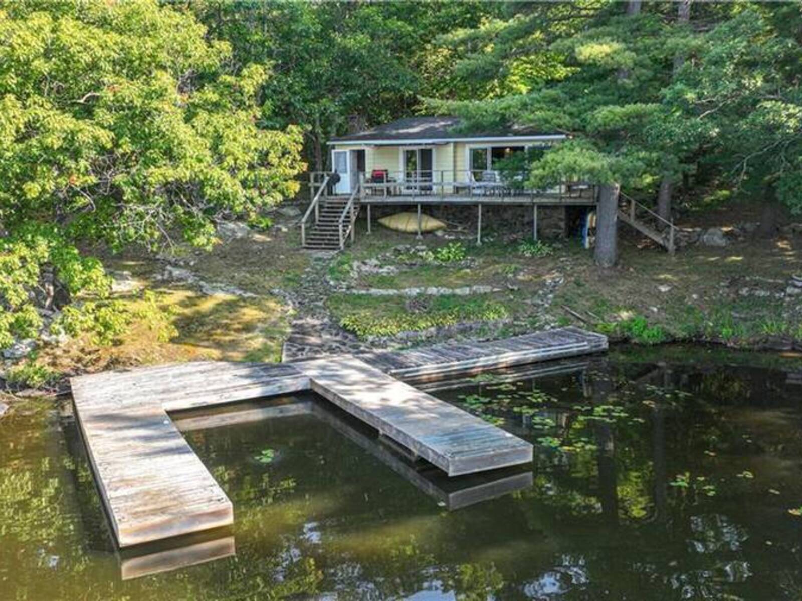 2910 MACLEAN LK N S Road, Port Severn, Ontario L0K 1E0