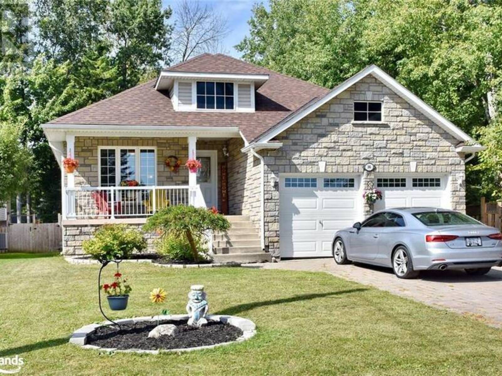 36 47TH Street S, Wasaga Beach, Ontario L9Z 1Y6