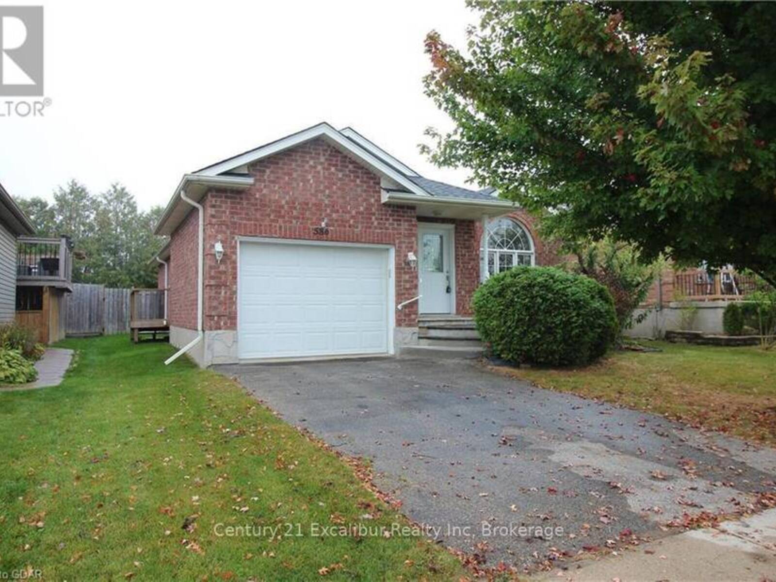 586 MCTAVISH STREET, Centre Wellington, Ontario N1M 3V5