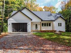 24 WINFIELD Court Utterson Ontario, P0B 1M0