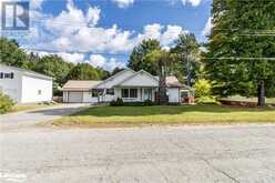 6 VINTAGE Crescent | Minden Ontario | Slide Image Forty