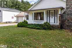 6 VINTAGE Crescent | Minden Ontario | Slide Image Two