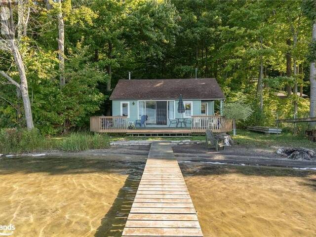 62 FARLAIN LAKE Road E Tiny Ontario, L9M 0B5