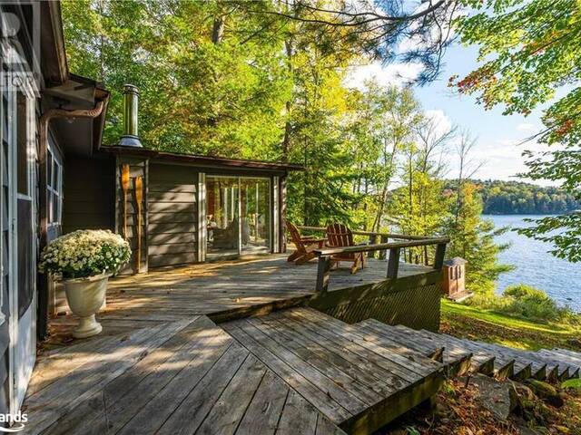 1026 FROST Lane Lake of Bays Ontario, P1H 2J3