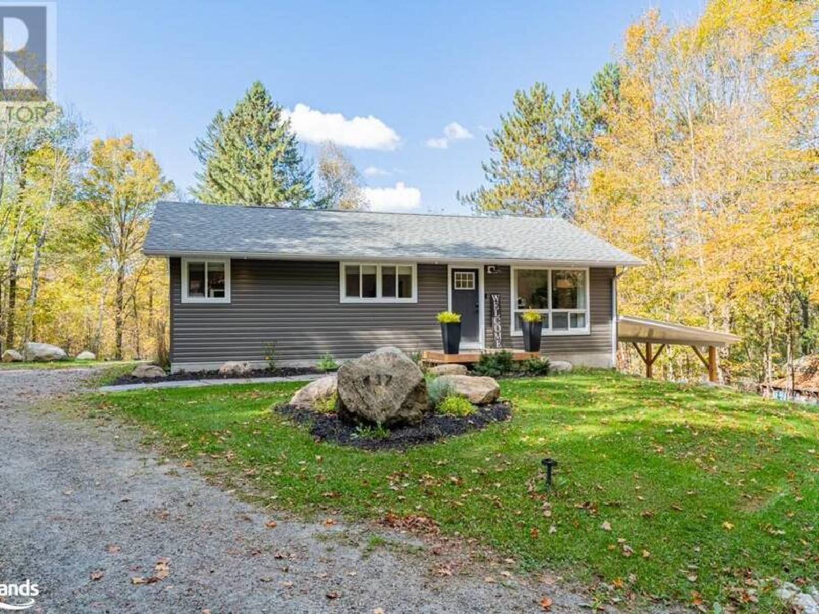 437 MOUNTAIN Street, Haliburton, Ontario K0M 1S0