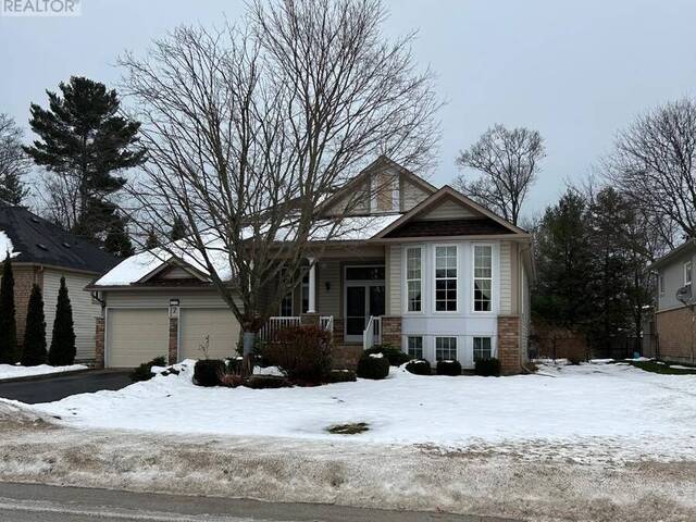 7 TRAILWOOD PLACE Wasaga Beach Ontario, L9Z 1M6