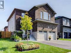 43 AUTUMN Drive Wasaga Beach Ontario, L9Z 1J9