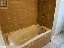 355 BETHUNE Drive S Unit# 203 | Gravenhurst Ontario | Slide Image Ten