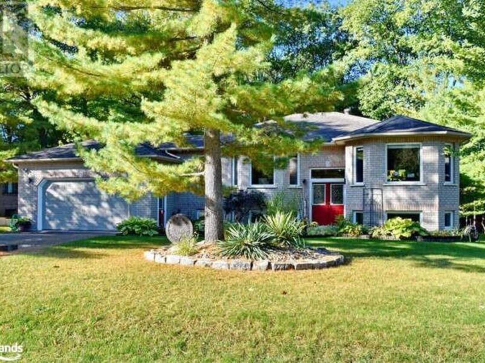 4 PAULINE Place, Wasaga Beach, Ontario L9Z 1J2