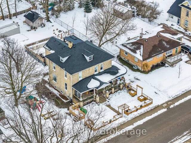 3 CLARKE STREET S Minto Ontario, N0G 1M0