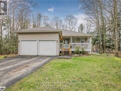 22 LAURIER BOULEVARD Tiny Ontario, L9M 0J2