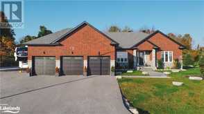 12 REIDS Ridge | Moonstone Ontario | Slide Image One