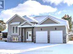 19 GORDON CRESCENT Meaford Ontario, N4L 1C7