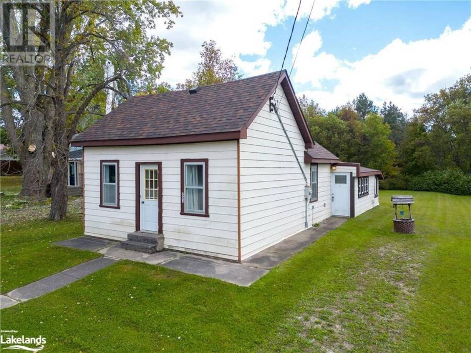 203 QUEEN Street, Hepworth, Ontario N0H 1P0