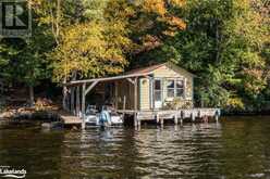 18 HEALEY LAKE | The Archipelago Ontario | Slide Image Ten