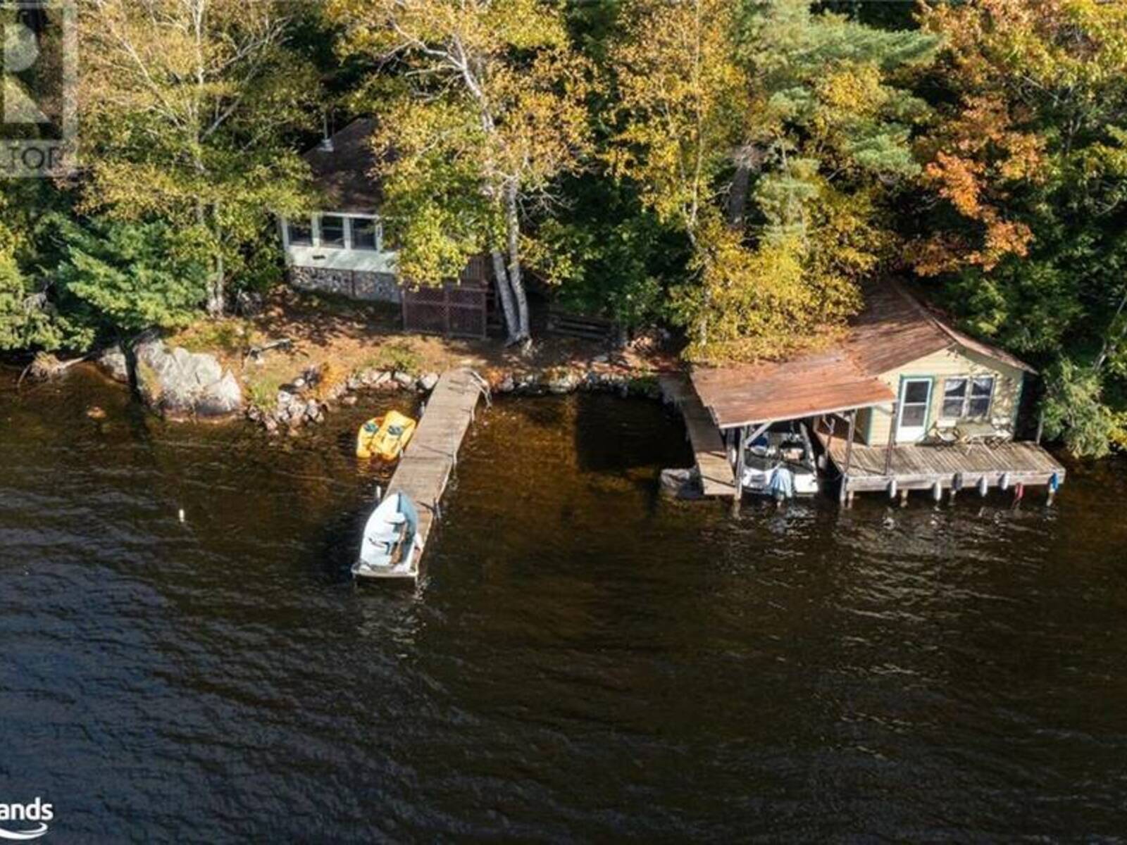 18 HEALEY LAKE, The Archipelago, Ontario P0C 1H0