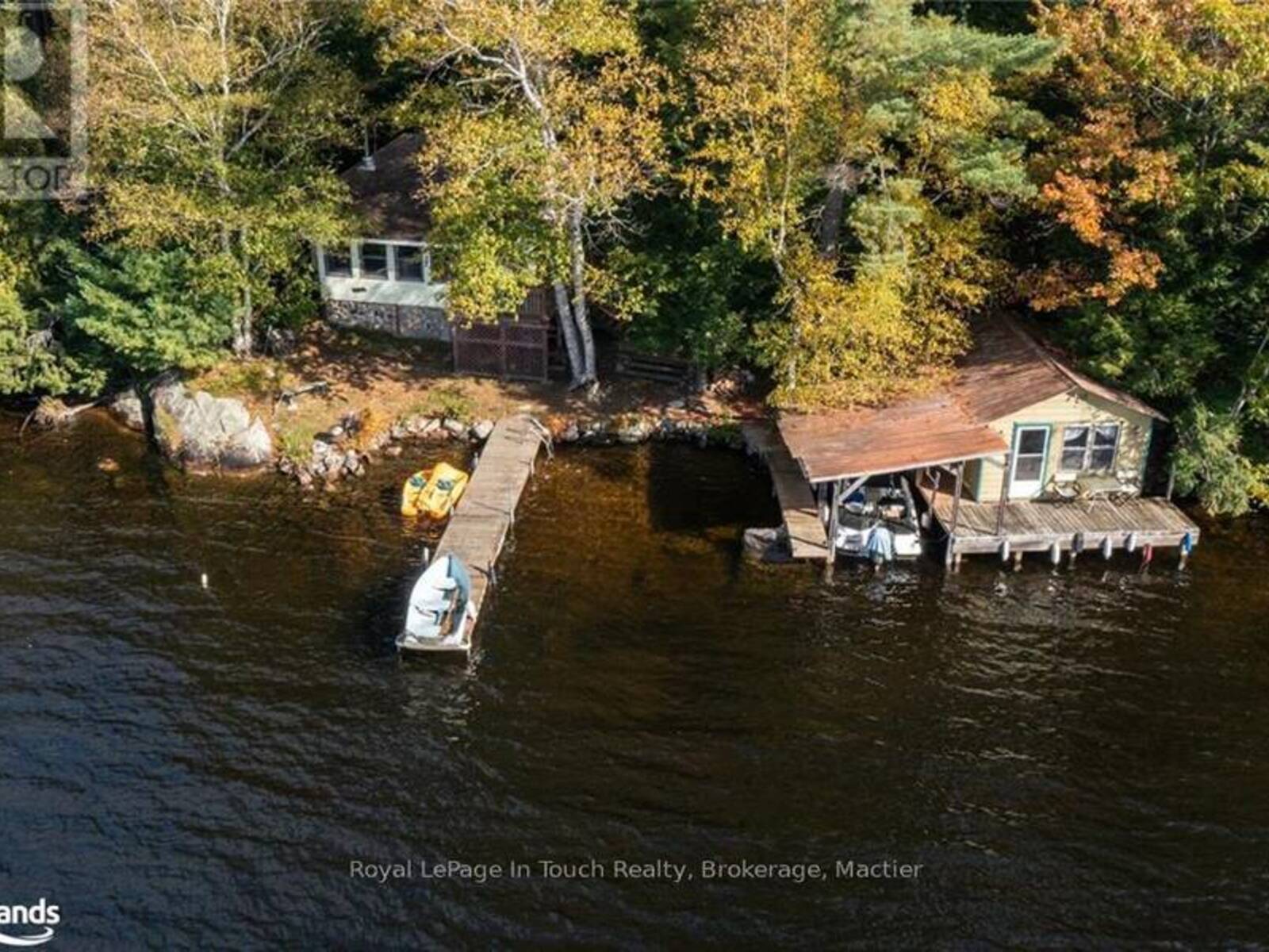 18 HEALEY LAKE, The Archipelago, Ontario P0C 1H0