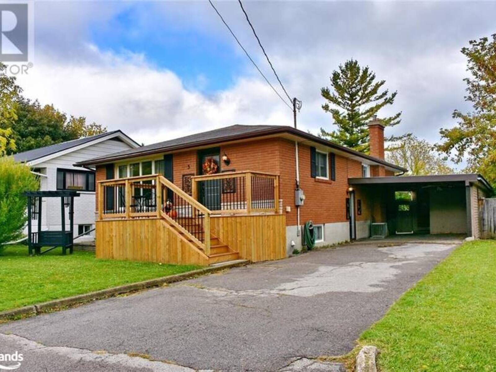 3 BAKER Street, Collingwood, Ontario L9Y 2H4