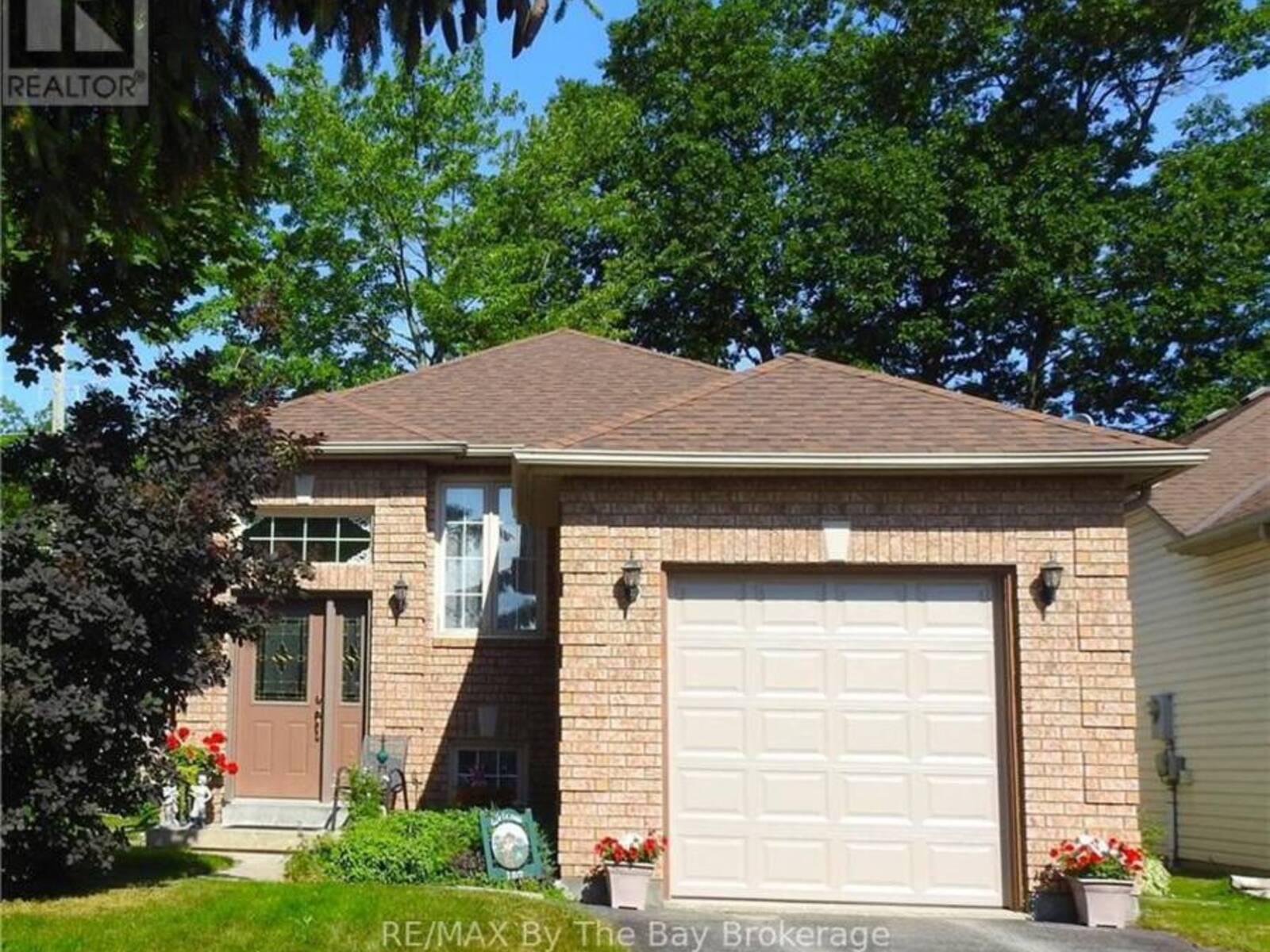 189 DYER DRIVE, Wasaga Beach, Ontario L9Z 1L9