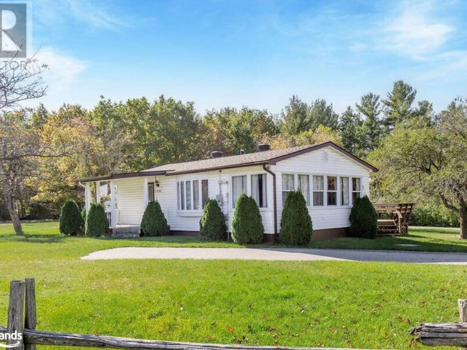 5358 PENETANGUISHENE Road, Elmvale, Ontario L0L 1P0