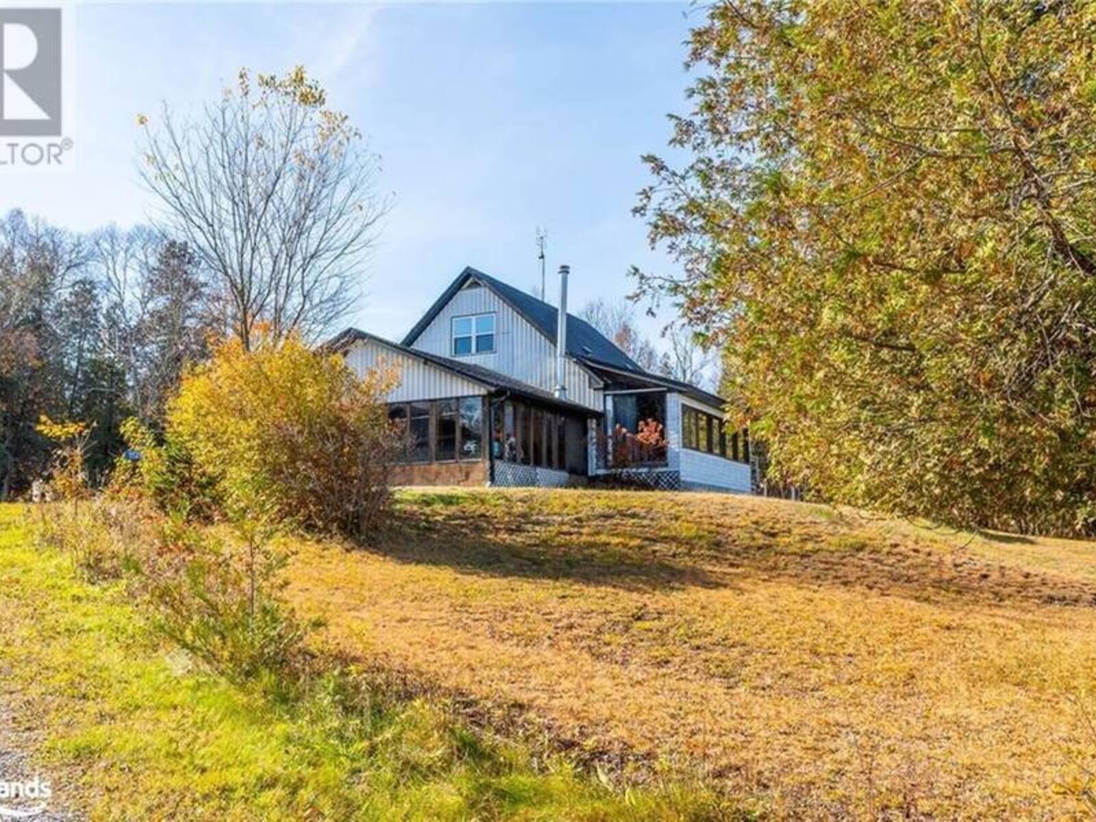 11296 HWY 118, Haliburton, Ontario K0M 1S0